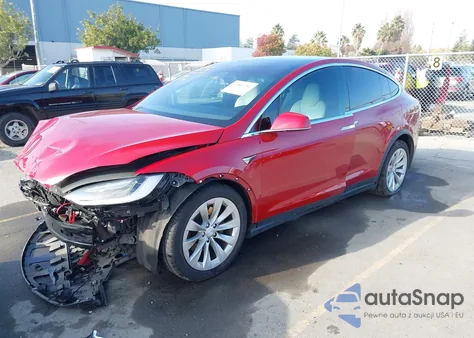 2018 Tesla Model X 100D/75D/P100D from USA, damaged, VIN 5YJXCBE26JF121310